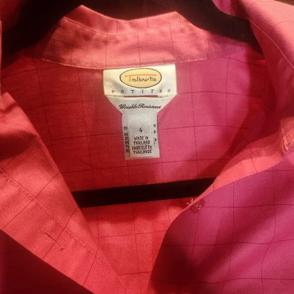 πTalbots Petite Size 4 Pink Long Sleeve Button Up Shirt - Picture 3 of 5
